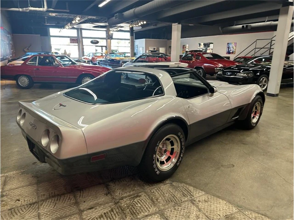 1981 Chevrolet Corvette C3 - Image 18 of 31
