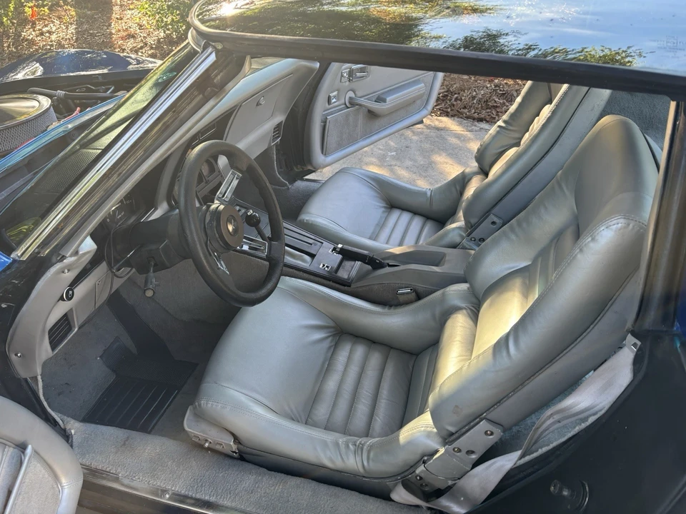 1981 Chevrolet Corvette C3 - Image 16 of 21