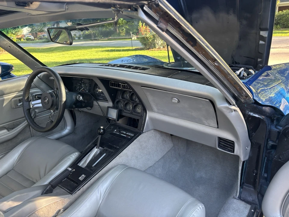 1981 Chevrolet Corvette C3 - Image 18 of 21