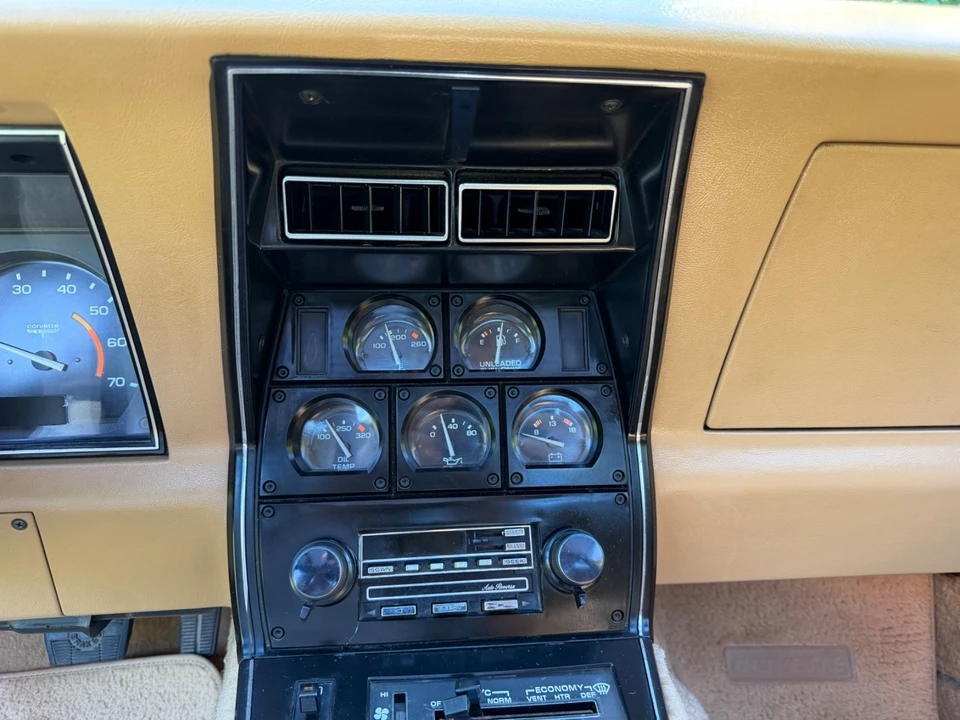 1981 Chevrolet Corvette C3 - Image 17 of 31