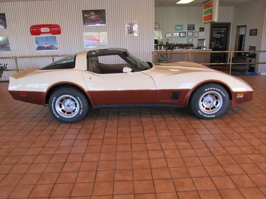 1981 Chevrolet Corvette C3 - Image 2 of 7