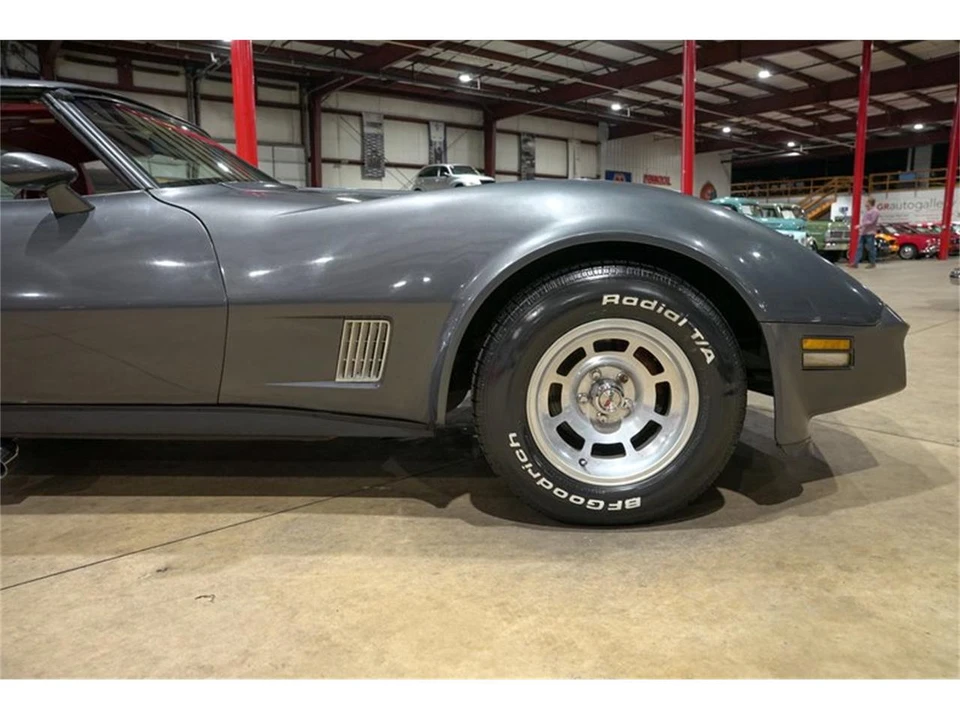 1981 Chevrolet Corvette C3 - Image 11 of 31