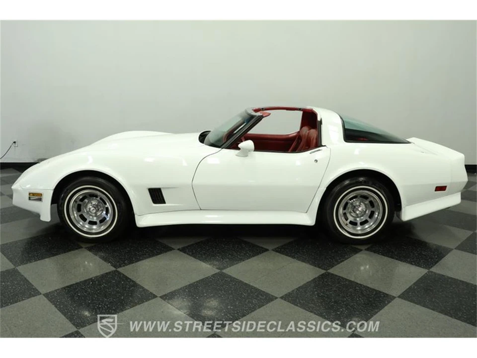 1981 Chevrolet Corvette C3 - Image 2 of 31