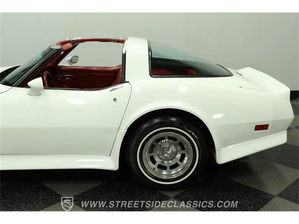1981 Chevrolet Corvette C3 - Image 24 of 31