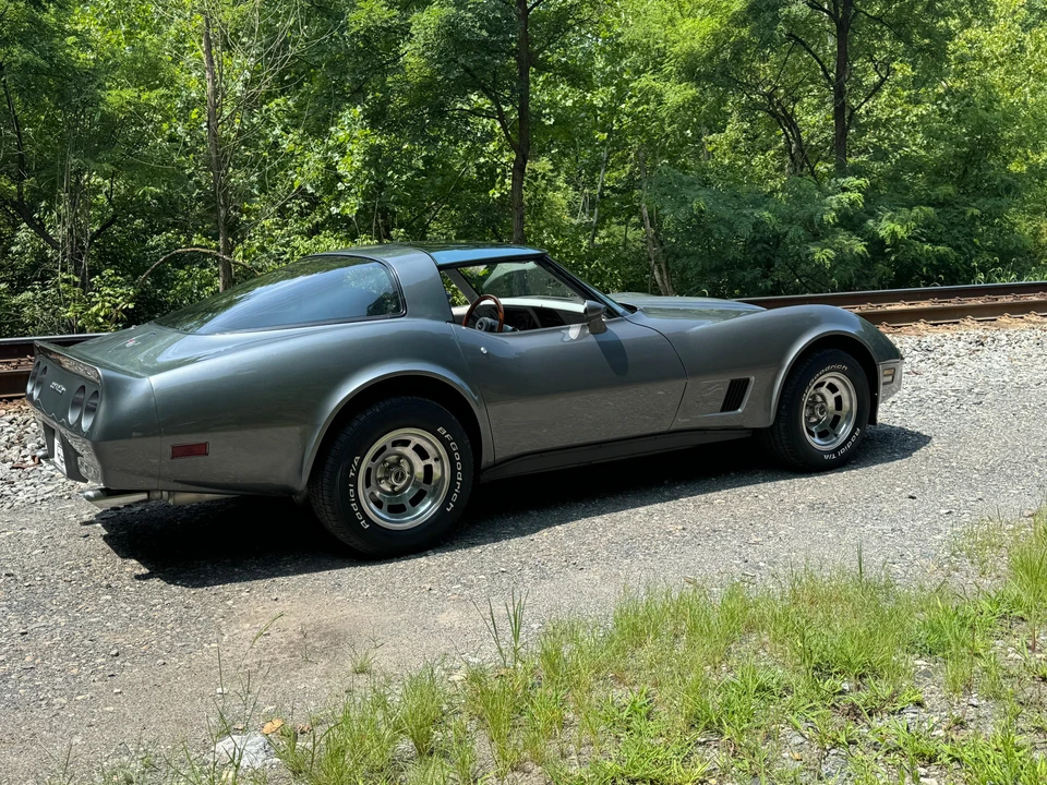 1981 Chevrolet Corvette C3 - Image 28 of 31