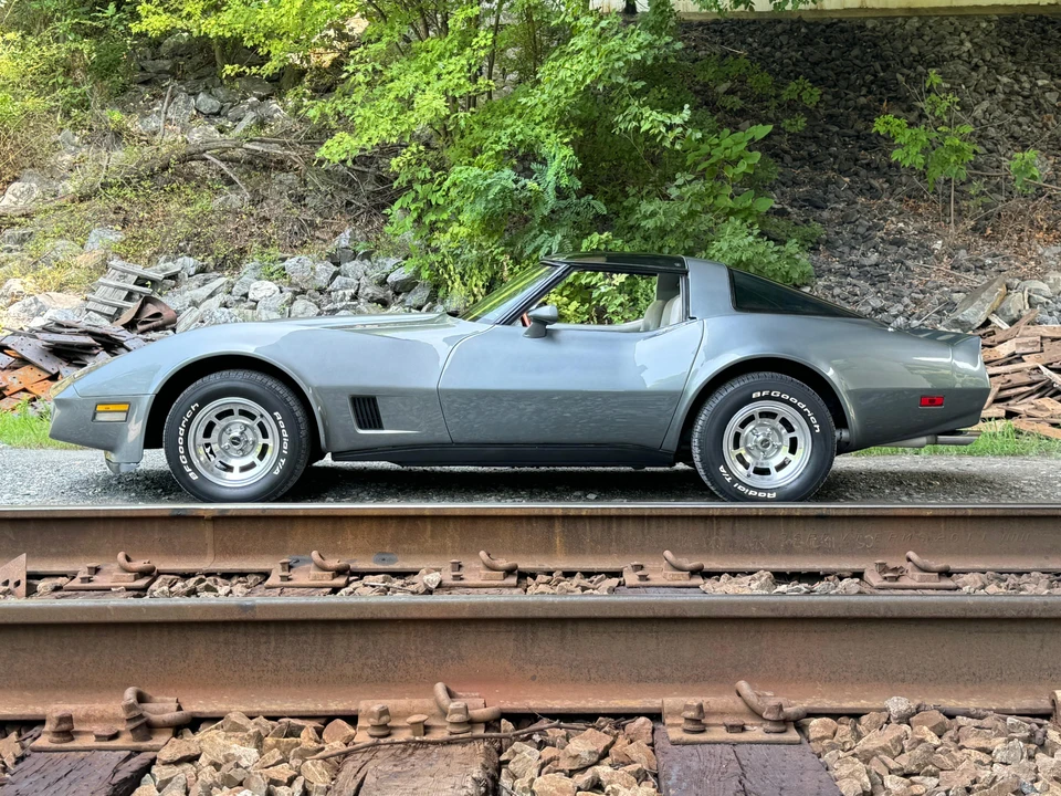 1981 Chevrolet Corvette C3 - Image 16 of 31