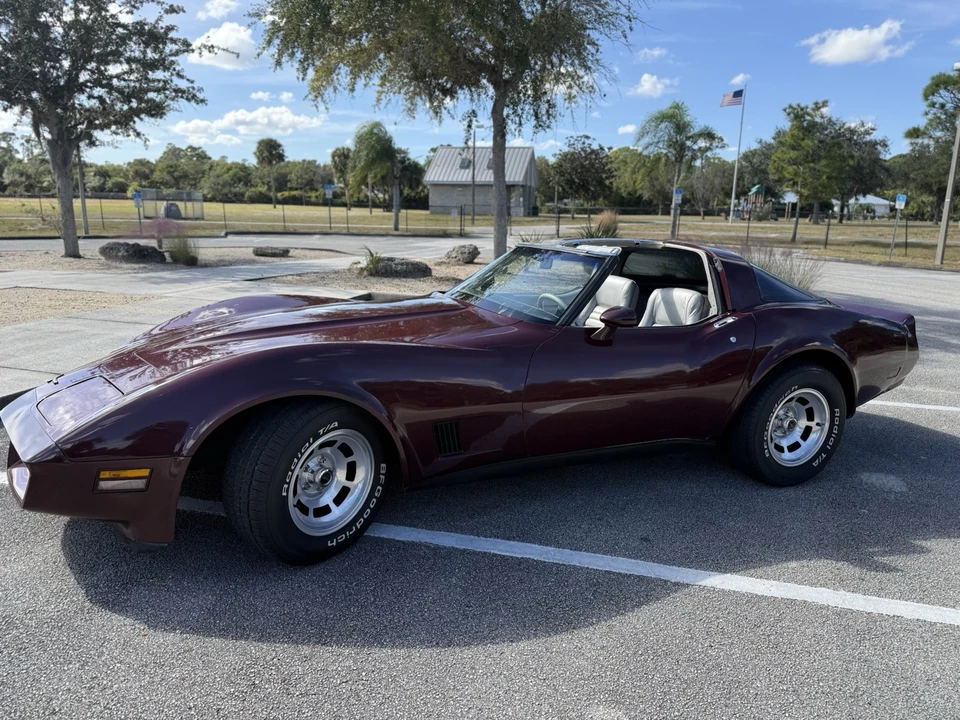 1981 Chevrolet Corvette C3 - Image 6 of 7