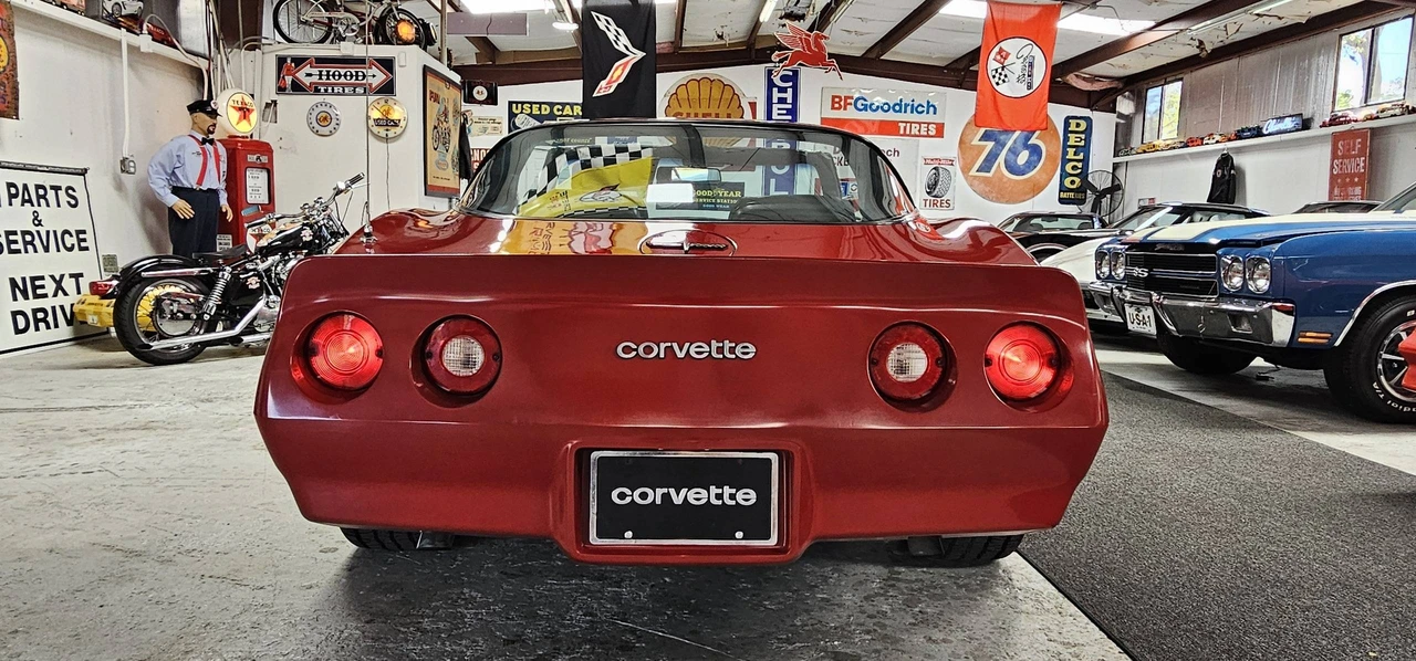 1981 Chevrolet Corvette C3 - Image 10 of 31