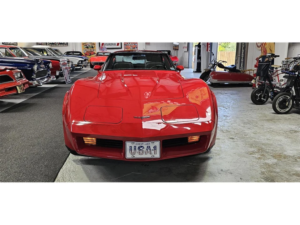 1981 Chevrolet Corvette C3 - Image 2 of 31