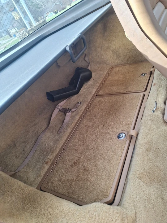 1981 Chevrolet Corvette C3 - Image 6 of 10