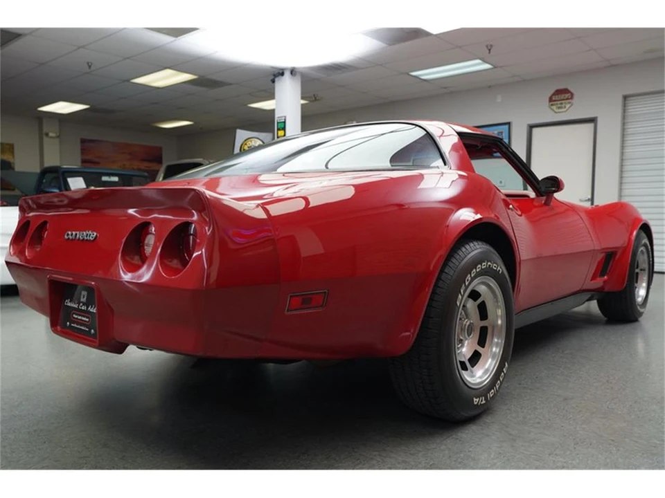 1981 Chevrolet Corvette C3 - Image 8 of 31
