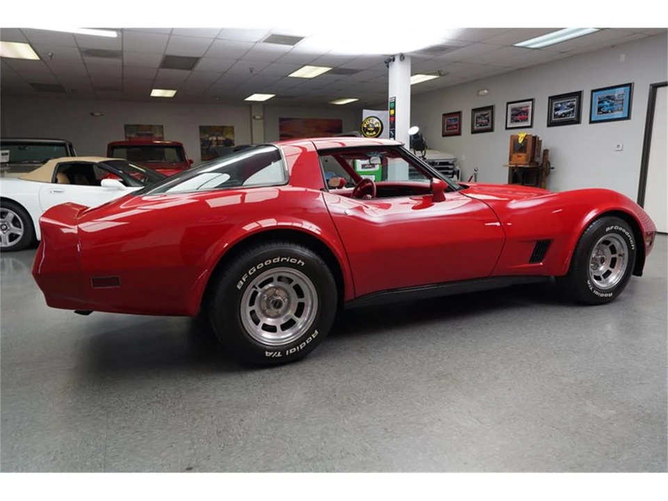 1981 Chevrolet Corvette C3 - Image 10 of 31