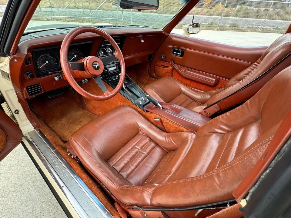 1981 Chevrolet Corvette C3 - Image 21 of 31