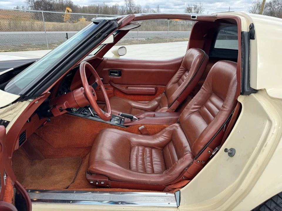 1981 Chevrolet Corvette C3 - Image 2 of 31