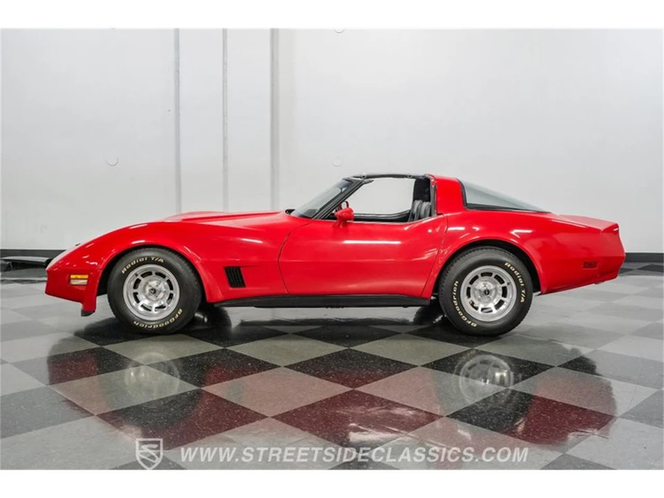 1981 Chevrolet Corvette C3 - Image 2 of 31