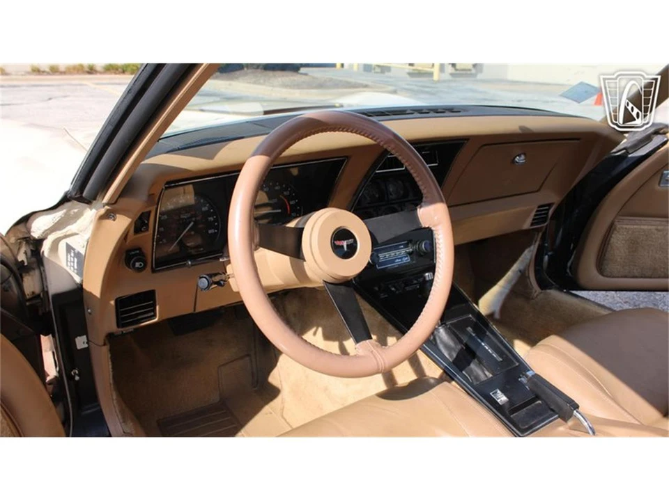 1981 Chevrolet Corvette C3 - Image 15 of 31