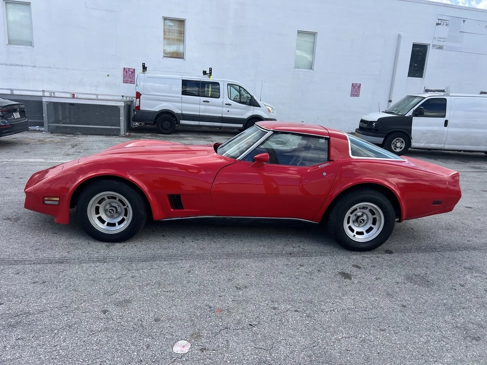 1981 Chevrolet Corvette C3 - Image 5 of 21