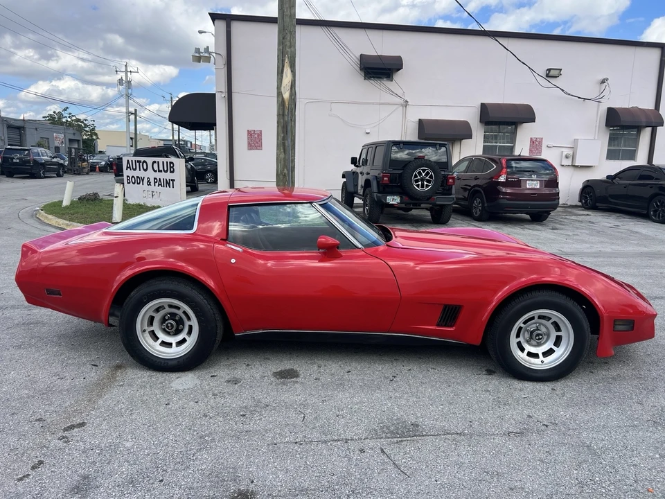 1981 Chevrolet Corvette C3 - Image 11 of 21