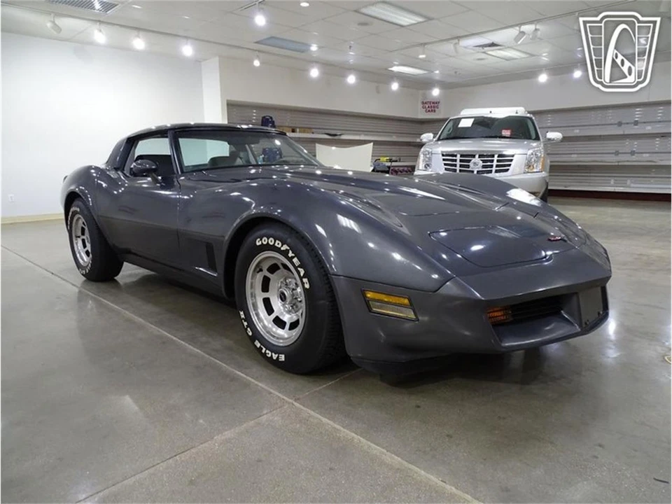 1981 Chevrolet Corvette C3 - Image 22 of 31