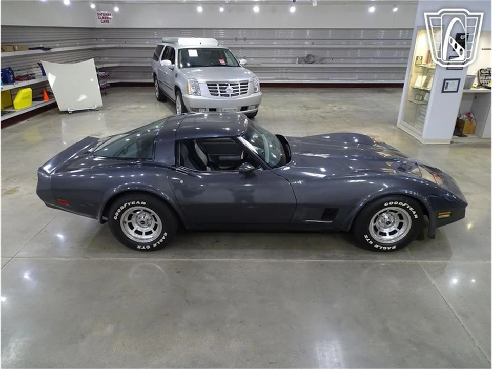 1981 Chevrolet Corvette C3 - Image 18 of 31
