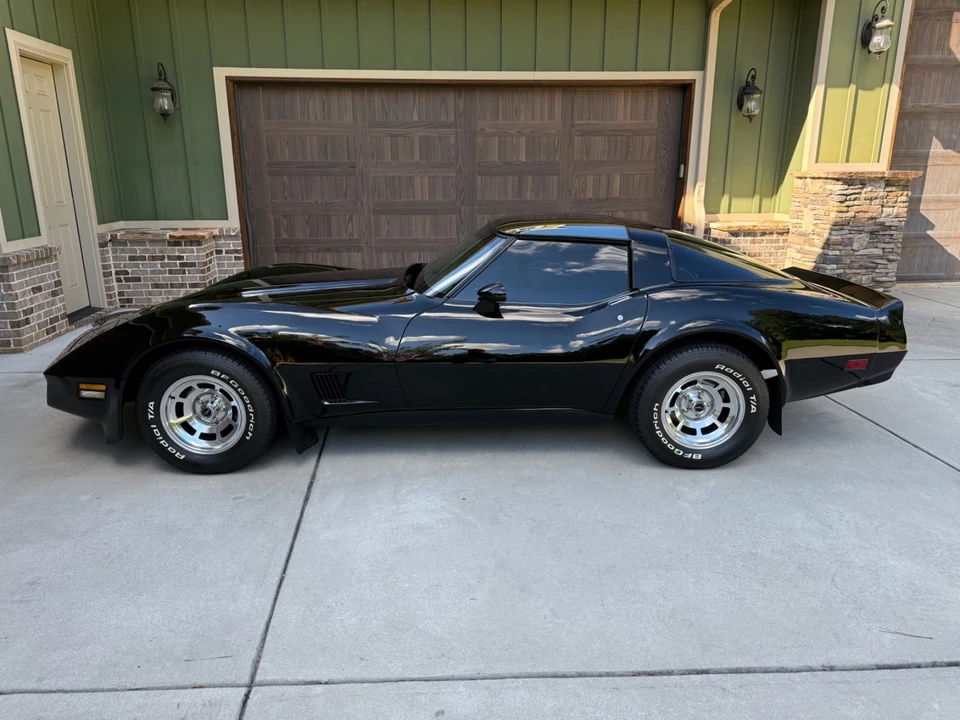 1981 Chevrolet Corvette - Image 5 of 31