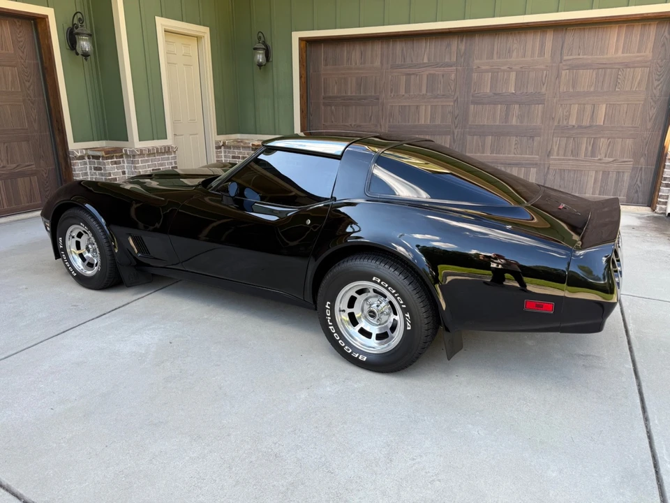 1981 Chevrolet Corvette - Image 6 of 31