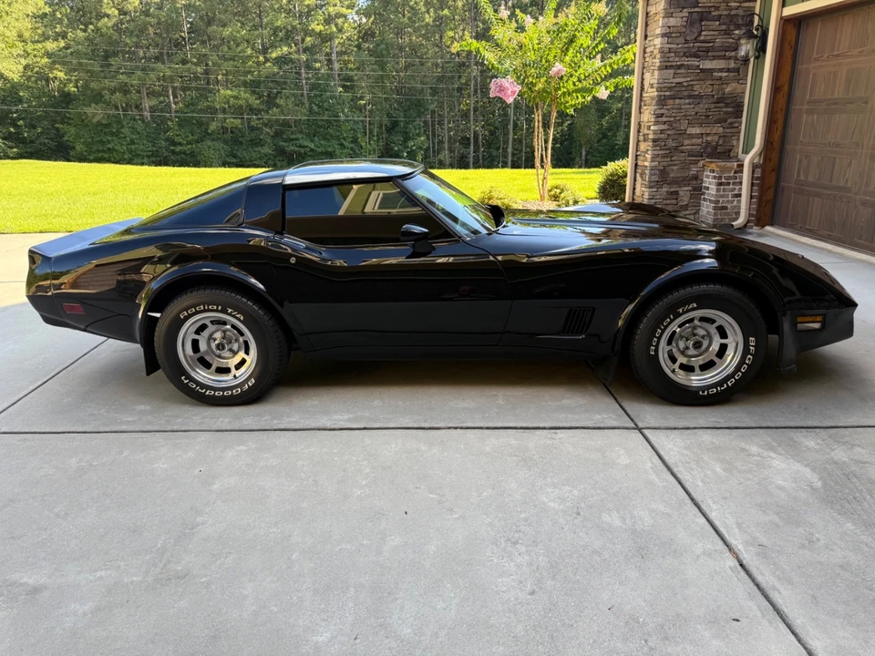 1981 Chevrolet Corvette - Image 12 of 31