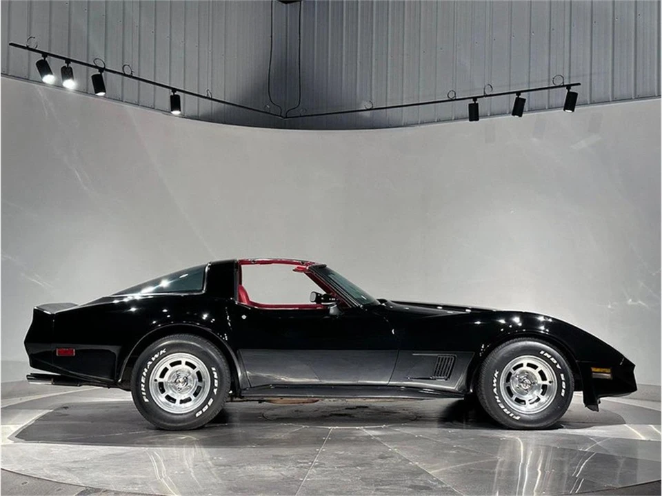 1981 Chevrolet Corvette C3 - Image 18 of 31