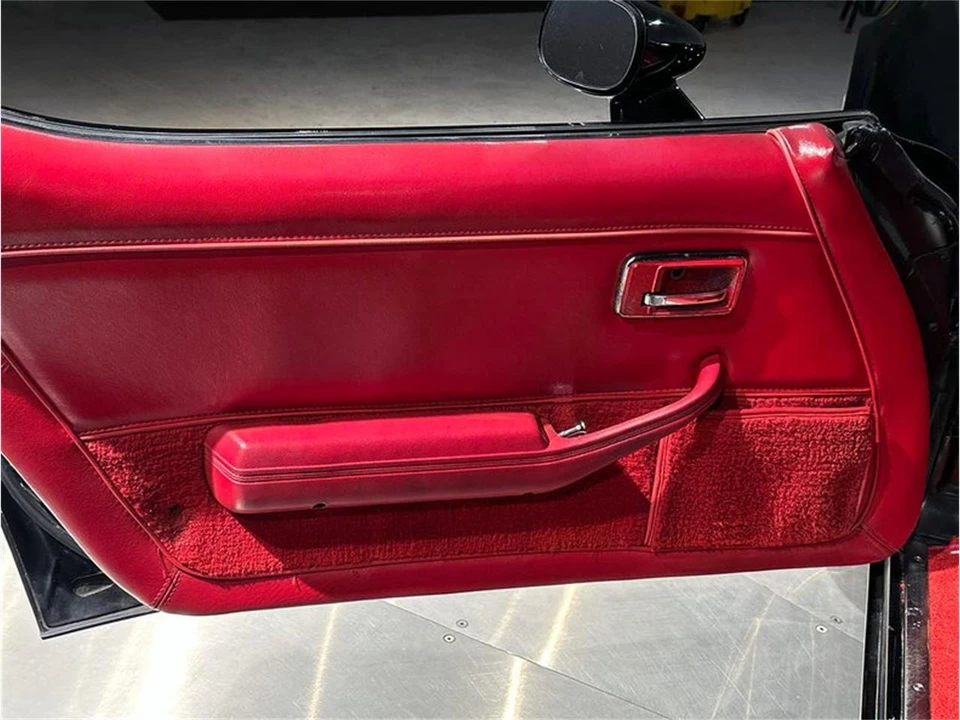 1981 Chevrolet Corvette C3 - Image 30 of 31