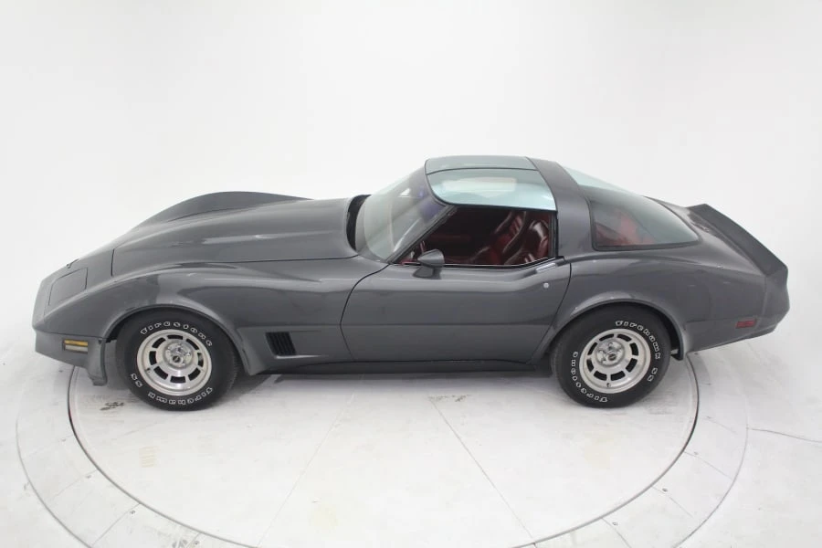 1981 Chevrolet Corvette C3 - Image 2 of 2