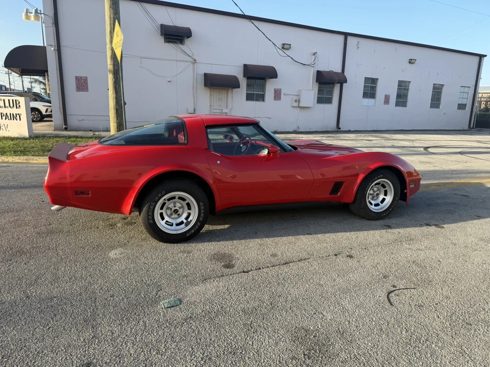 1981 Chevrolet Corvette C3 - Image 10 of 31
