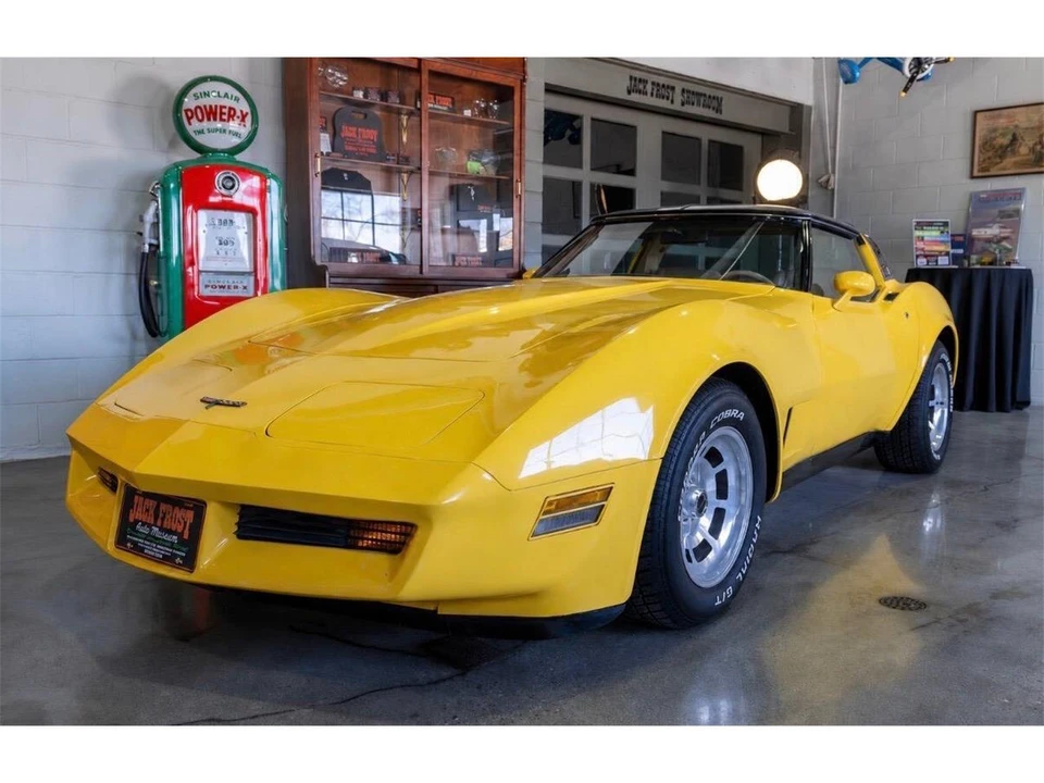 1981 Chevrolet Corvette C3 - Image 2 of 31