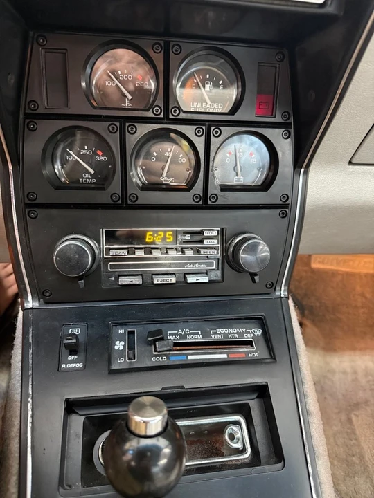 1981 Chevrolet Corvette C3 - Image 17 of 18
