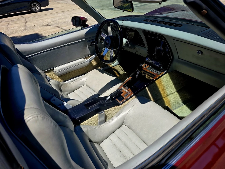 1981 Chevrolet Corvette C3 - Image 6 of 9