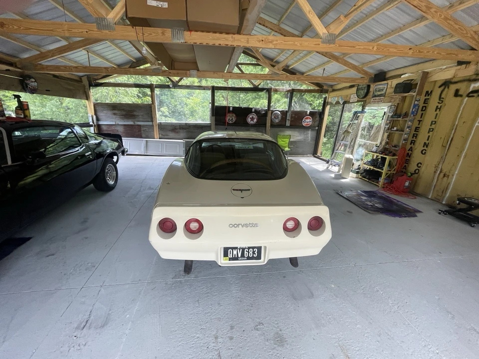 1981 Chevrolet Corvette C3 - Image 3 of 24