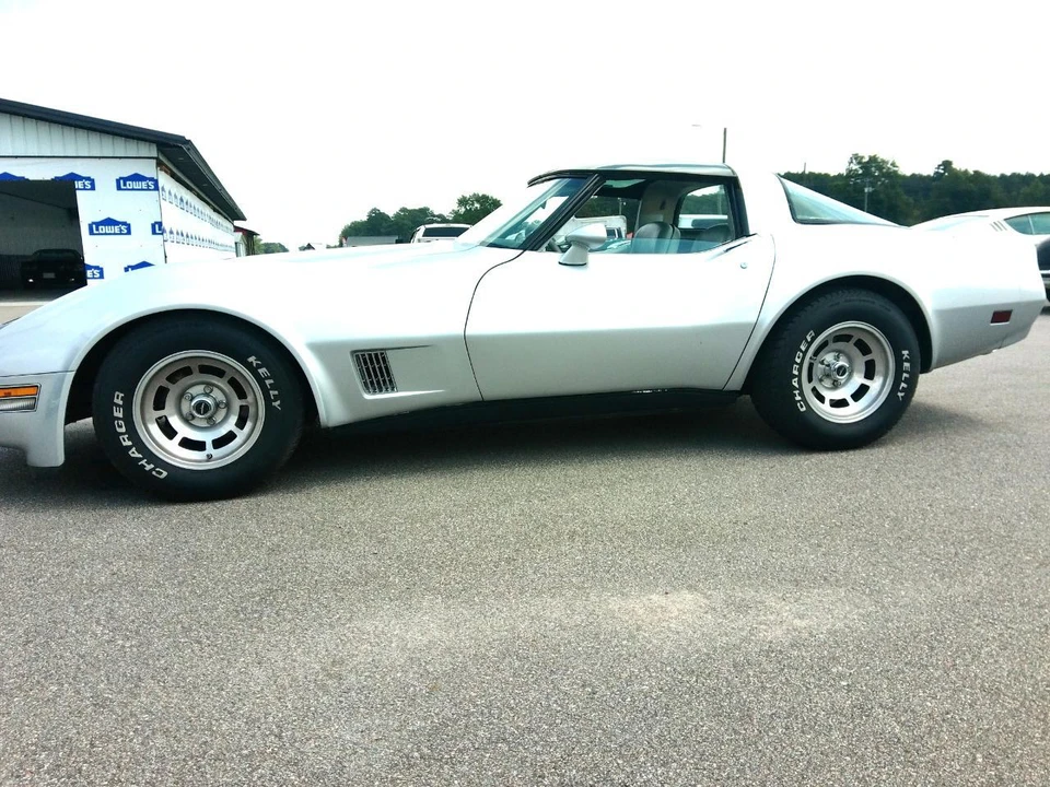 1981 Chevrolet Corvette C3 - Image 5 of 14
