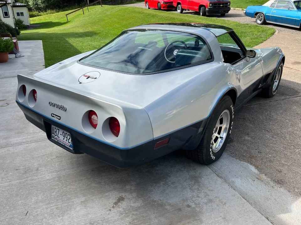 1981 Chevrolet Corvette C3 - Image 2 of 31