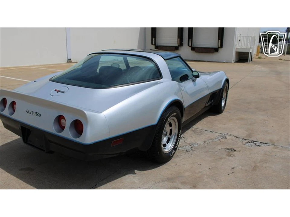 1981 Chevrolet Corvette C3 - Image 24 of 31