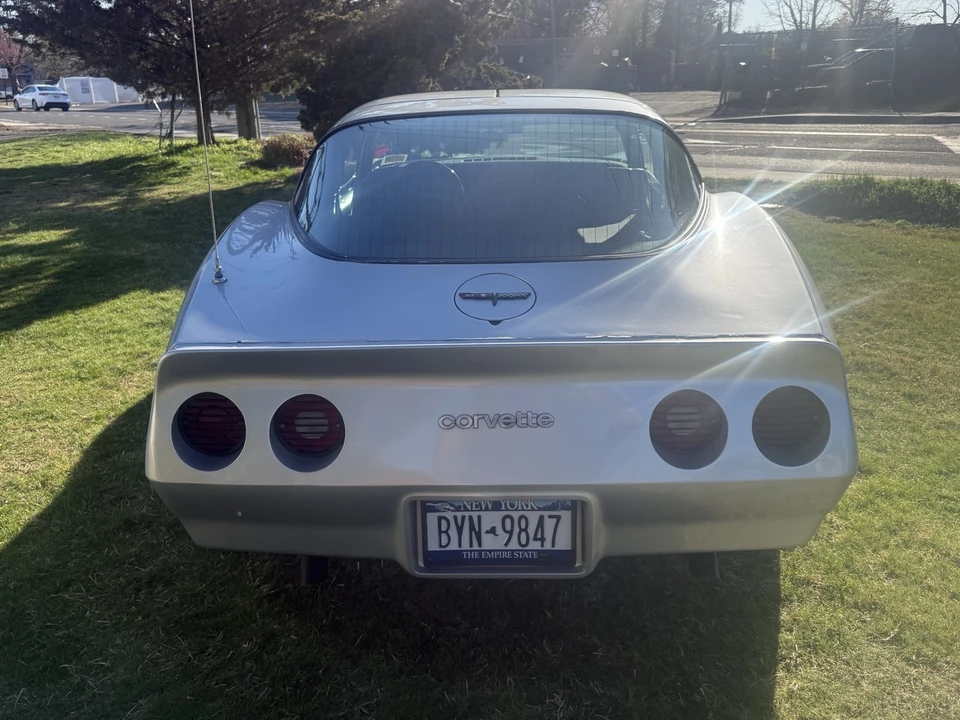 1981 Chevrolet Corvette - Image 7 of 30