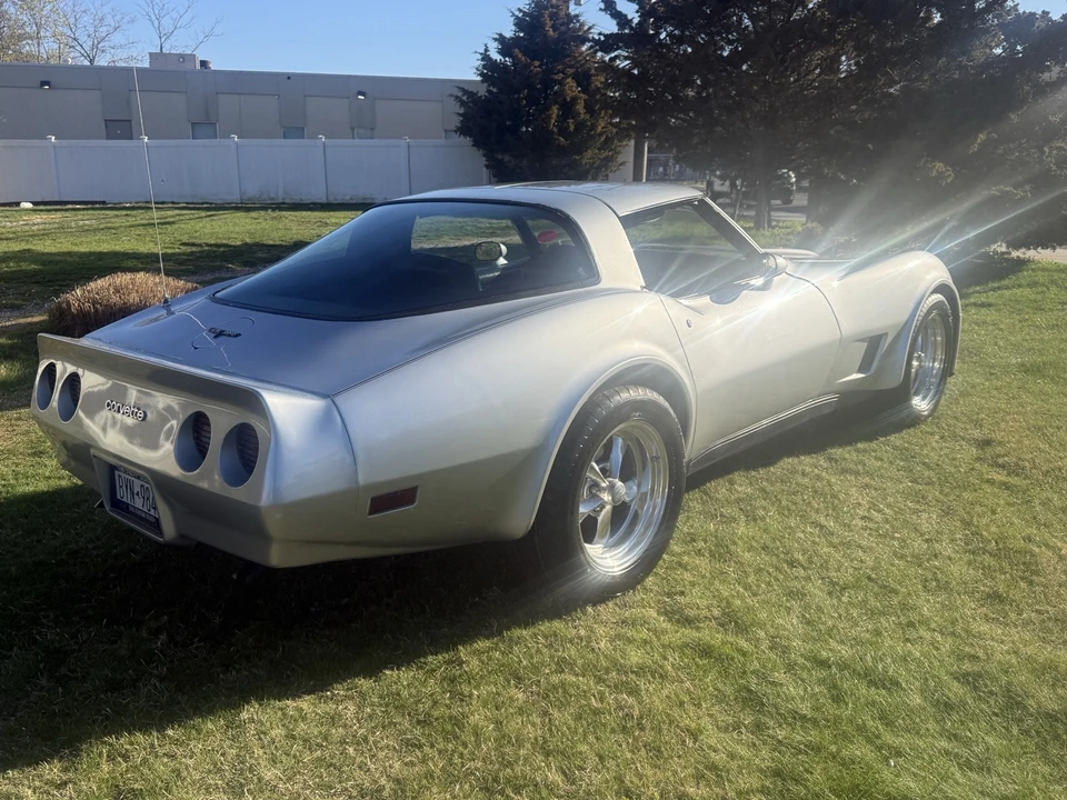 1981 Chevrolet Corvette - Image 6 of 30