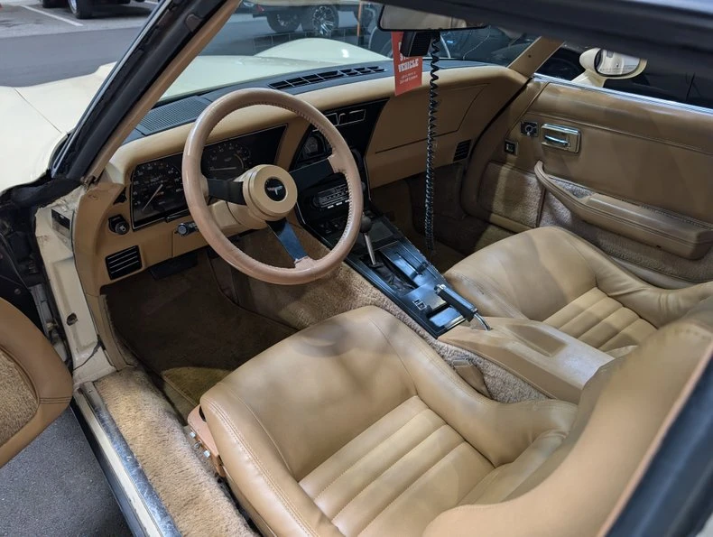 1981 Chevrolet Corvette C3 - Image 7 of 10
