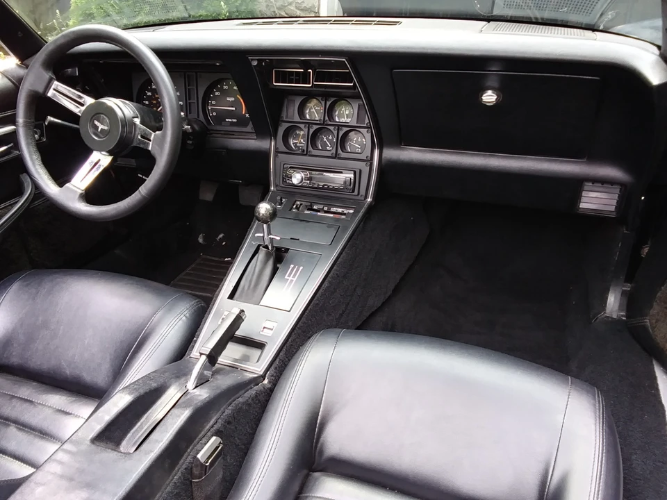 1981 Chevrolet Corvette C3 - Image 11 of 24