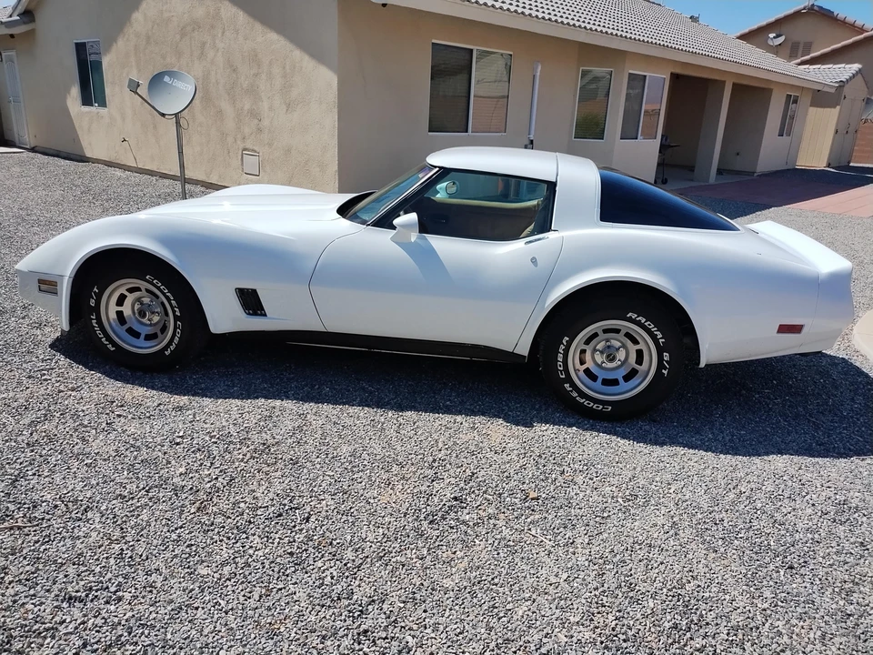 1981 Chevrolet Corvette C3 - Image 10 of 31
