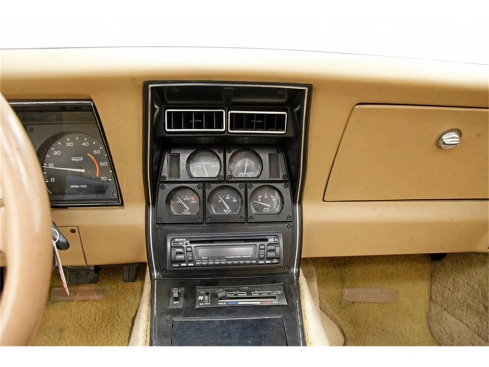 1981 Chevrolet Corvette C3 - Image 29 of 31