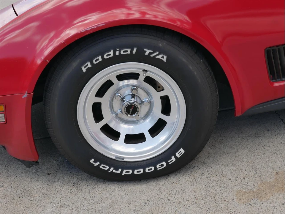 1981 Chevrolet Corvette C3 - Image 17 of 31
