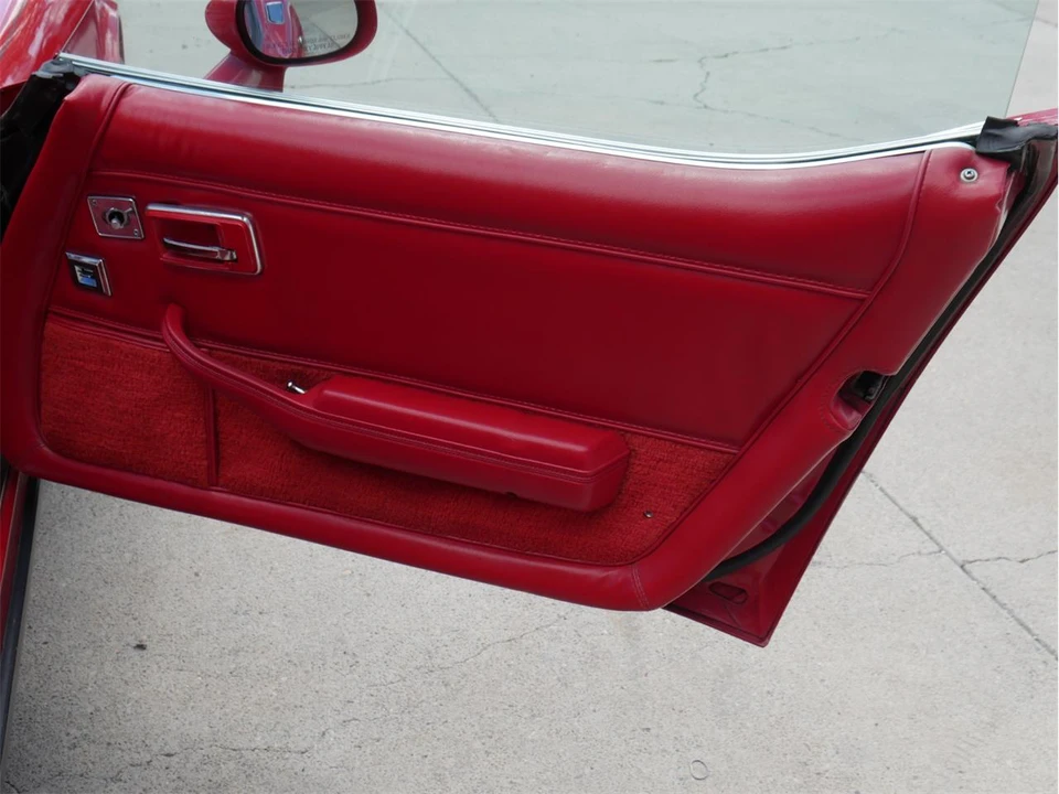 1981 Chevrolet Corvette C3 - Image 26 of 31