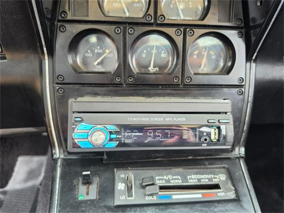 1981 Chevrolet Corvette C3 - Image 21 of 31