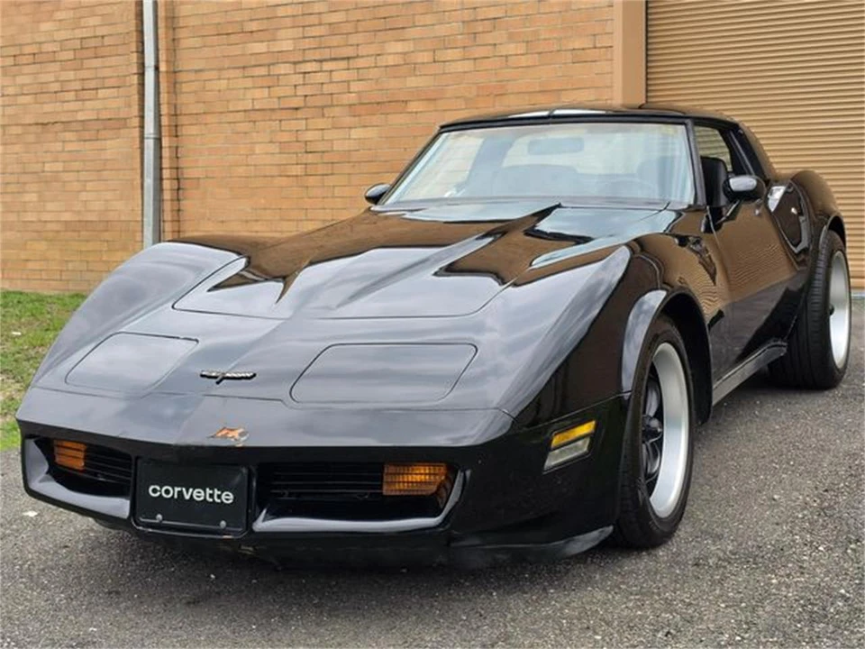 1981 Chevrolet Corvette C3 - Image 2 of 31