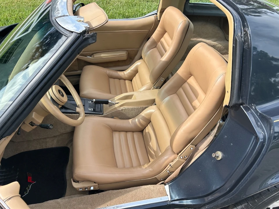 1981 Chevrolet Corvette C3 - Image 18 of 31