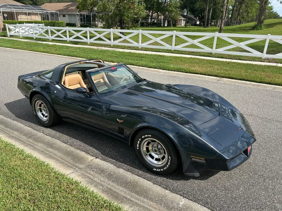 1981 Chevrolet Corvette C3 - Image 2 of 31